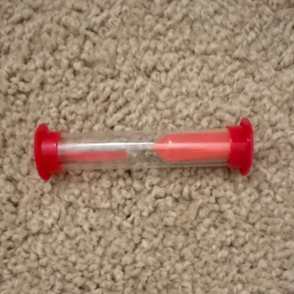 Red Sand Timer for Kids - Picture 5 of 5